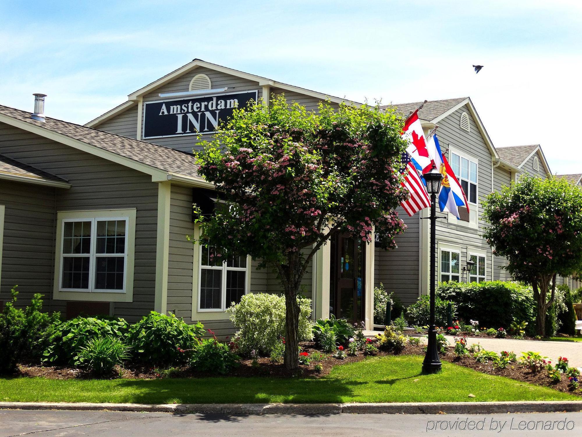 Amsterdam Inn & Suites 서식스 외부 사진